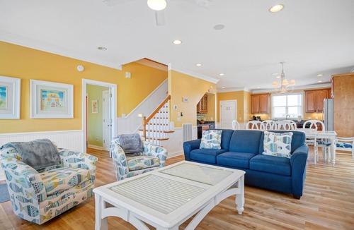 Ocean Isle Beach House | Gorgeous 6BR Beach House, Ocean Views, Pool, 20 Steps to Beach, 3 King Beds