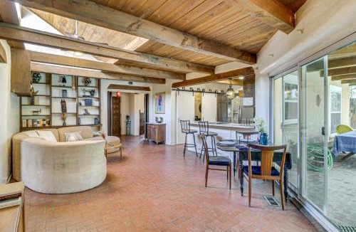 Northeast Heights House | Gorgeous Adobe Home: Classic Santa Fe Style in ABQ