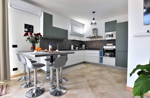 Custonaci Apartment | Gorgeous apartment in Custonaci