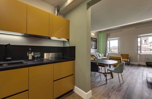 San Frediano Apartment | Gorgeous apartment with city views! Up to 8!