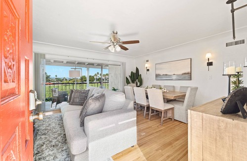Ocean Beach Villa | Gorgeous Beach Villa - Ocean Views + Sleeps 12!