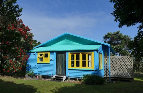 Punakaiki House | Gorgeous Character Bach
