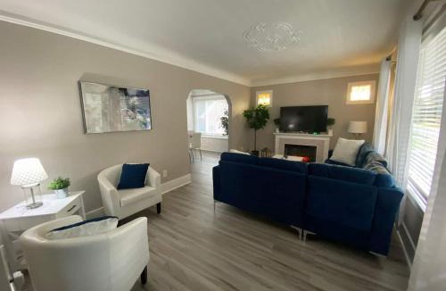 Eastpointe House | Gorgeous Colonial Home Game-room in basement