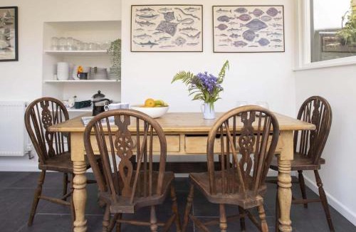 Gorran Haven House | Gorgeous Cottage Parking Short Walk to Beach