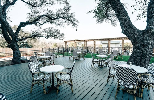South Congress Apartment | Gorgeous Designed Three Bedroom Two Bath Sleeps 8 + Pool, Gym, Lovely Coffee Bar
