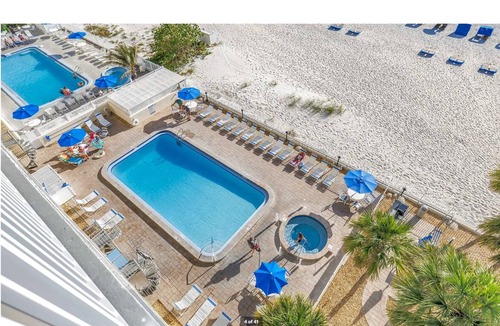 Indian Shores Condo | Gorgeous DIRECT BEACHFRONT 3/2 Condo Recliners, Pool, Hot Tub, Resort Amenities!