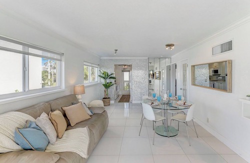 Pompano Beach Condo | Gorgeous direct Intracoastal views in the heart of Pompano Beach