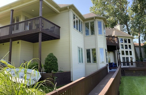 Nazareth House | Gorgeous Executive Estate on Sugarloaf All-sports Lake in Schoolcraft, Mi.