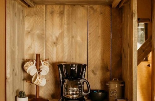 Flag Pond RV Rental | Gorgeous Glamping Tent in Erwin, Tennessee