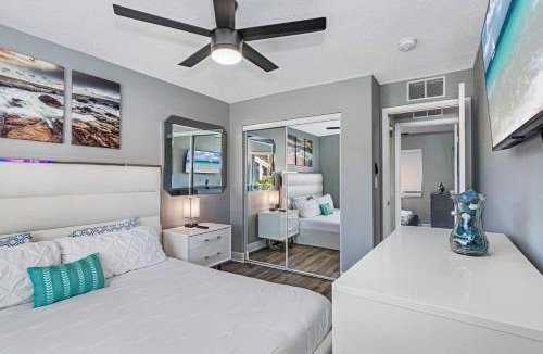 Pinellas Park House | Gorgeous Heated Pool House Near Gulf Beaches!
