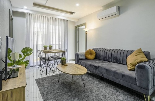 Muratpasa House | Gorgeous Hideaway with Balcony 10 min to Beach