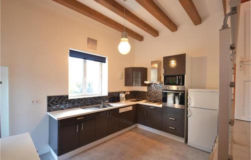 Aubas House | Gorgeous Home In Aubas