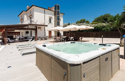 Marina di Casal Velino House | Gorgeous home in Casalvelino