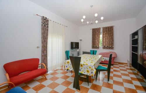 Comiso House | Gorgeous Home In Comiso With Wifi
