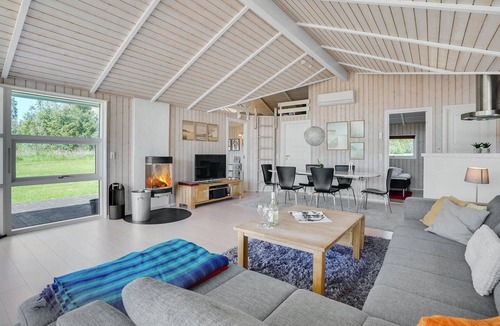 Krejbjerg House | Gorgeous home in Ejstrupholm with sauna