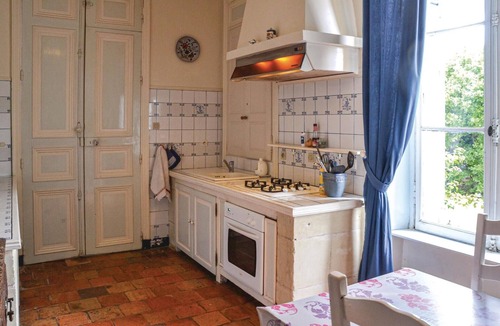 Mouterre-Silly House | Gorgeous home in Mouterre-Silly