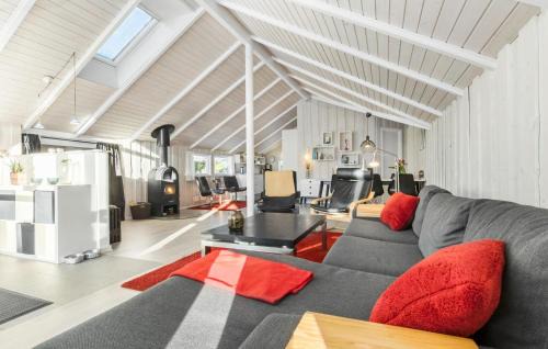 Grenaa House | Gorgeous Home In Grenaa With Wifi