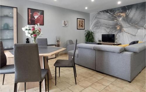 Herry House | Gorgeous Home In Herry With Heated Swimming Pool