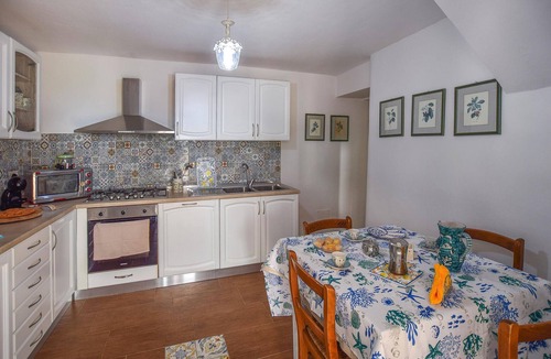 Longobardi House | Gorgeous home in Longobardi with WiFi