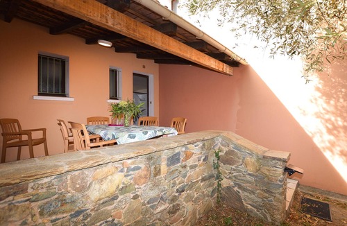 Querciolo House | Gorgeous home in Querciolo with swimming pool