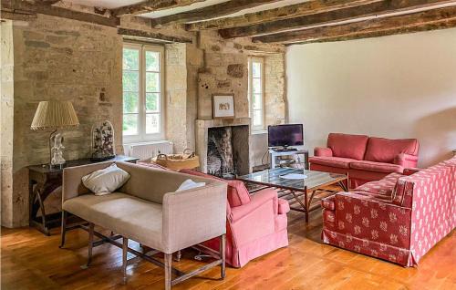 Sarrazac House | Gorgeous Home In Sarrazac