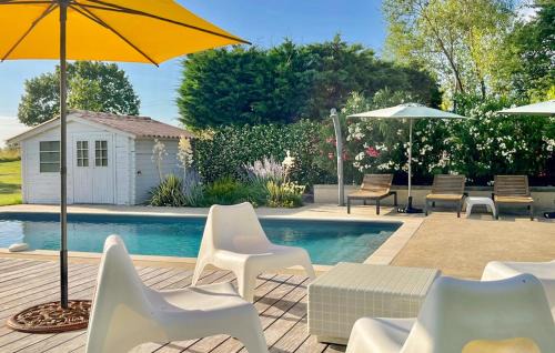 Saint-Aubin-de-Cadelech House | Gorgeous Home In Staubin De Cadelech