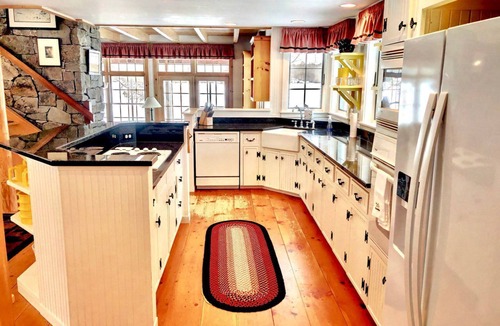 Whitefield Cabin | Gorgeous Lake Retreat Ideal for Getaways in the White Mountains