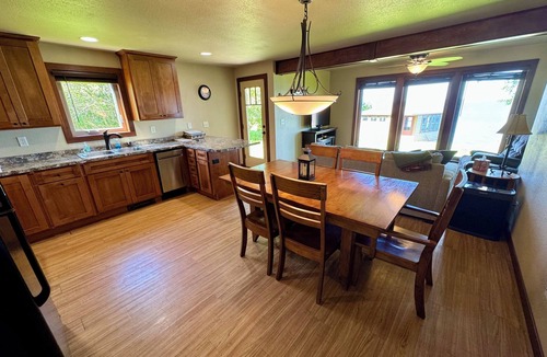 Village of Harrison House | Gorgeous Lake Winnebago Sunsets with private backyard! Pet-friendly!