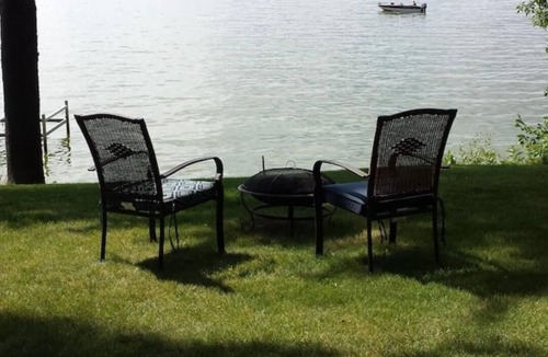 Village of Harrison House | Gorgeous Lake Winnebago Sunsets with private backyard! Pet-friendly!