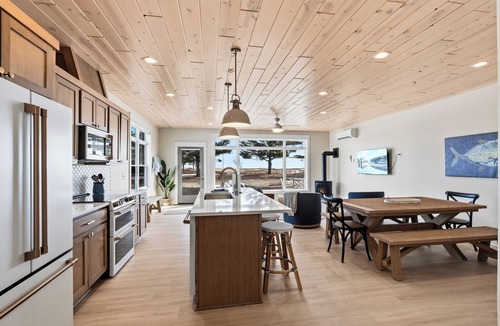 Garrison Condo | Gorgeous Main Floor 2BR on Mille Lacs