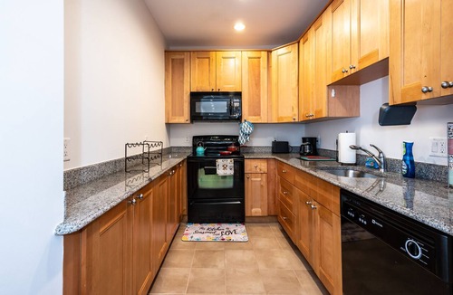 Columbia Heights Apartment | Gorgeous Modern Serviced Apartment