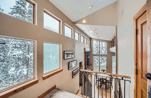 Intermountain House | Gorgeous Mountain Home Just Minutes drive to the Slopes