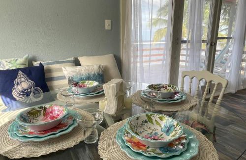 Santa Clara Villa | Gorgeous Oceanfront Villa Solana with Pool and Direct Beach Access
