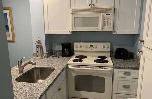 Briarcliffe Acres Apartment | Gorgeous One Bedroom Ocean Creek Condo