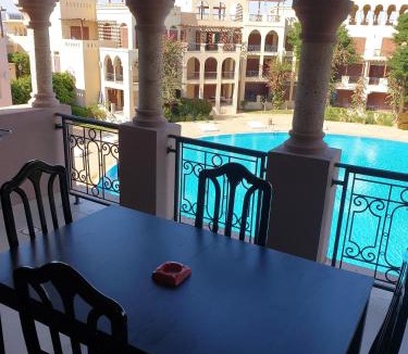 Aqaba Apartment | Gorgeous Pool View Apartment - Tala Bay Resort, Aqaba للعائلات و كبلز فقط