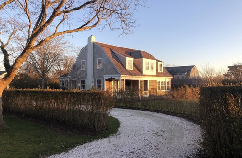 Siasconset House | Gorgeous private estate w/pool, spa, poolhouse & gym in Sconset!