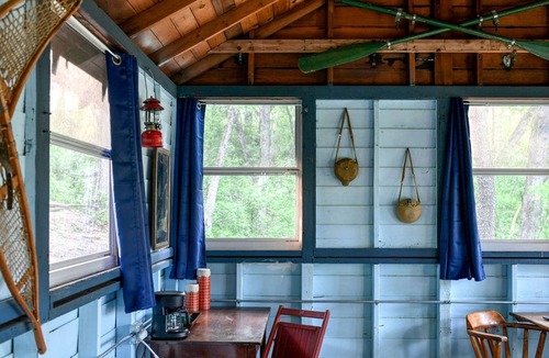 East Troy House | Gorgeous Rustic Scout Cabin for a Memorable Couples Retreat Surrounded by Nature in Troy, Wisconsin