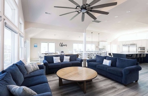 Whalehead Beach House | Gorgeous Semi-Oceanfront Home in Whalehead