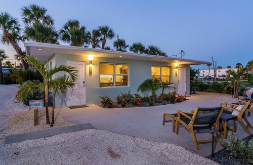 Winslow Reserve Apartment | Gorgeous Sparkling 1BR with Amazing Beach Access! Unit 314