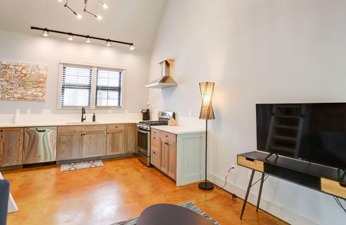 Optimist Park House | Gorgeous Tiny Home in Optimist Park