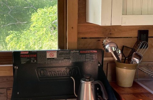 Argyle House | Gorgeous Tiny House Rental for a Glamping Getaway near Saratoga Springs in Upstate New York