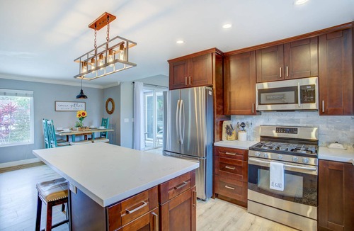 Morena House | Gorgeous VACATION Home CENTRAL TO EVERYTHING 4bdr/3 full baths. Sleeps 8.