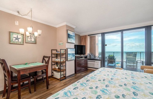 Myrtle Beach Condo | Gorgeous View Oceanfront Condo w/Hug Sundeck Balcony