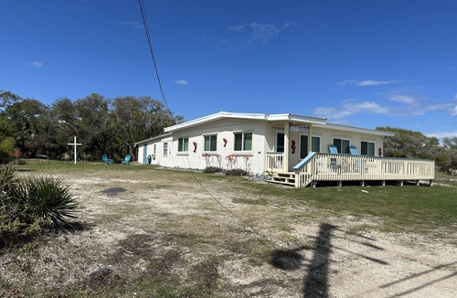 Alligator Point House | Gorgeous views! Beautiful Gulf Beach Home! Weekly and Monthly Specials!
