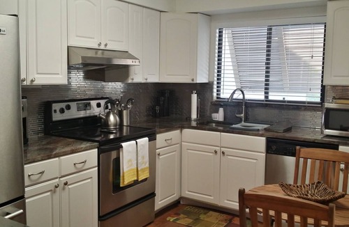 The Meadows Condo | Gorgeous Water View Condo - Meadows Golf & Cc.