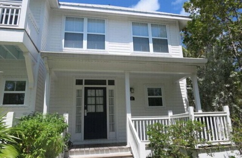 Coral Lagoon Villa | Gorgeous Waterfront 3 Bedroom Coral Lagoon Villa, Sleeps 8, WITH 40' Boat Slip!