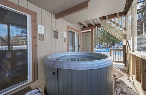 Bessemer Villa | Gorgeous Winter Retreat I Alpen Villas at Powderhorn Mountain
