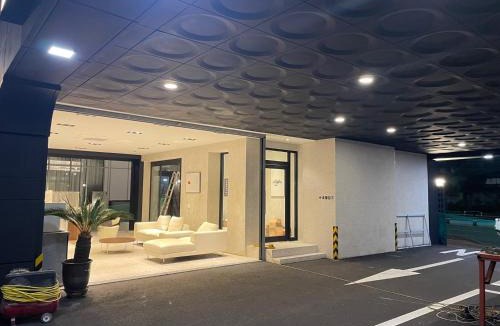 Wonju Hotel | Gorilla Hotel