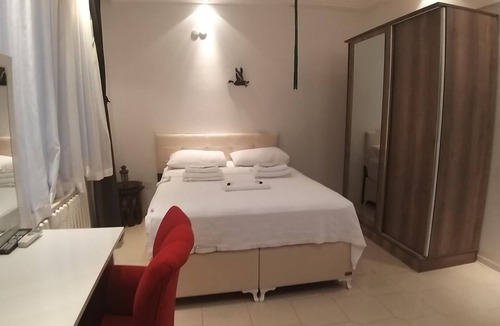 Adalar Hotel | Gorkemli Hotel