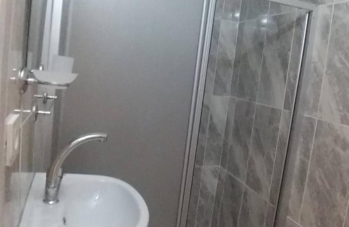 Adalar Hotel | Gorkemli Hotel